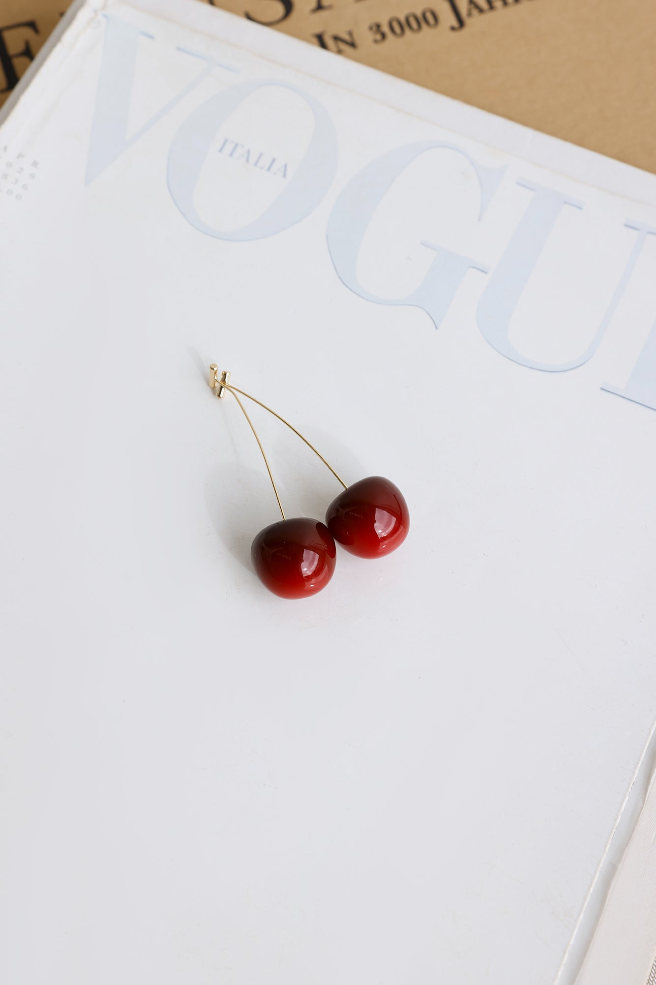 Cherry Kiss Earrings Gold