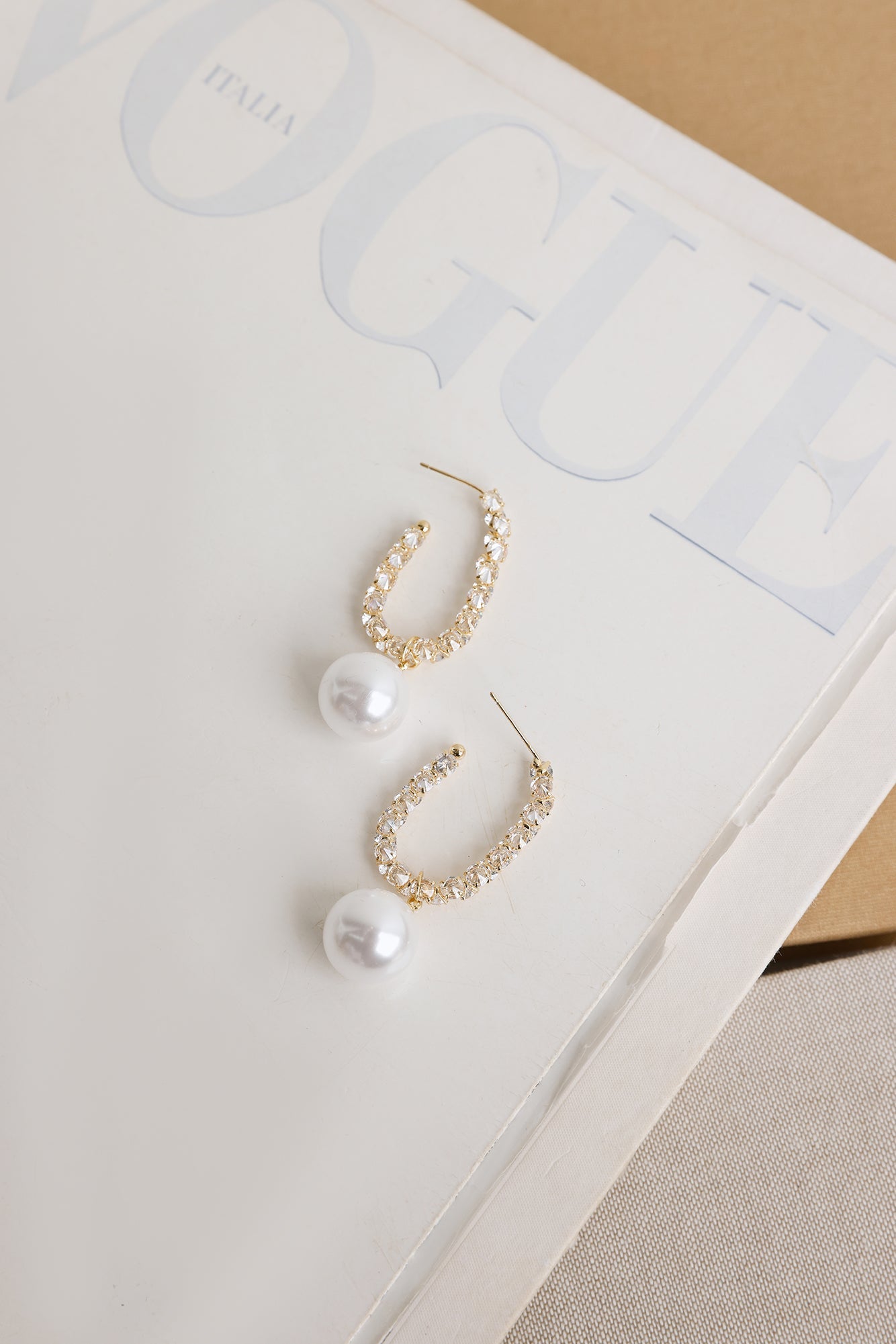 Hot Gossip Earrings Gold