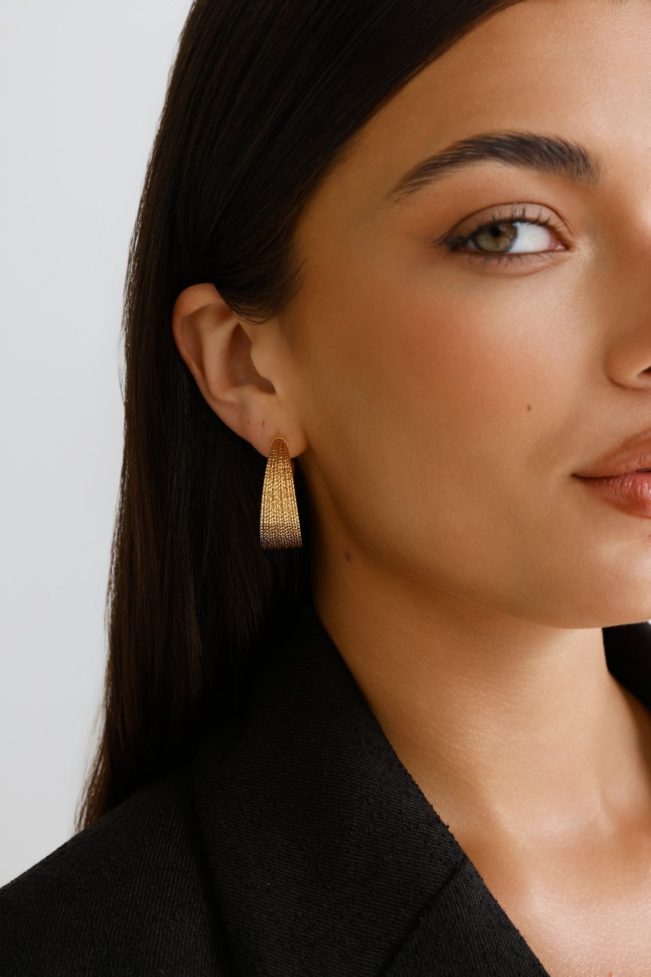 Goddess Of Joy Earrings Gold