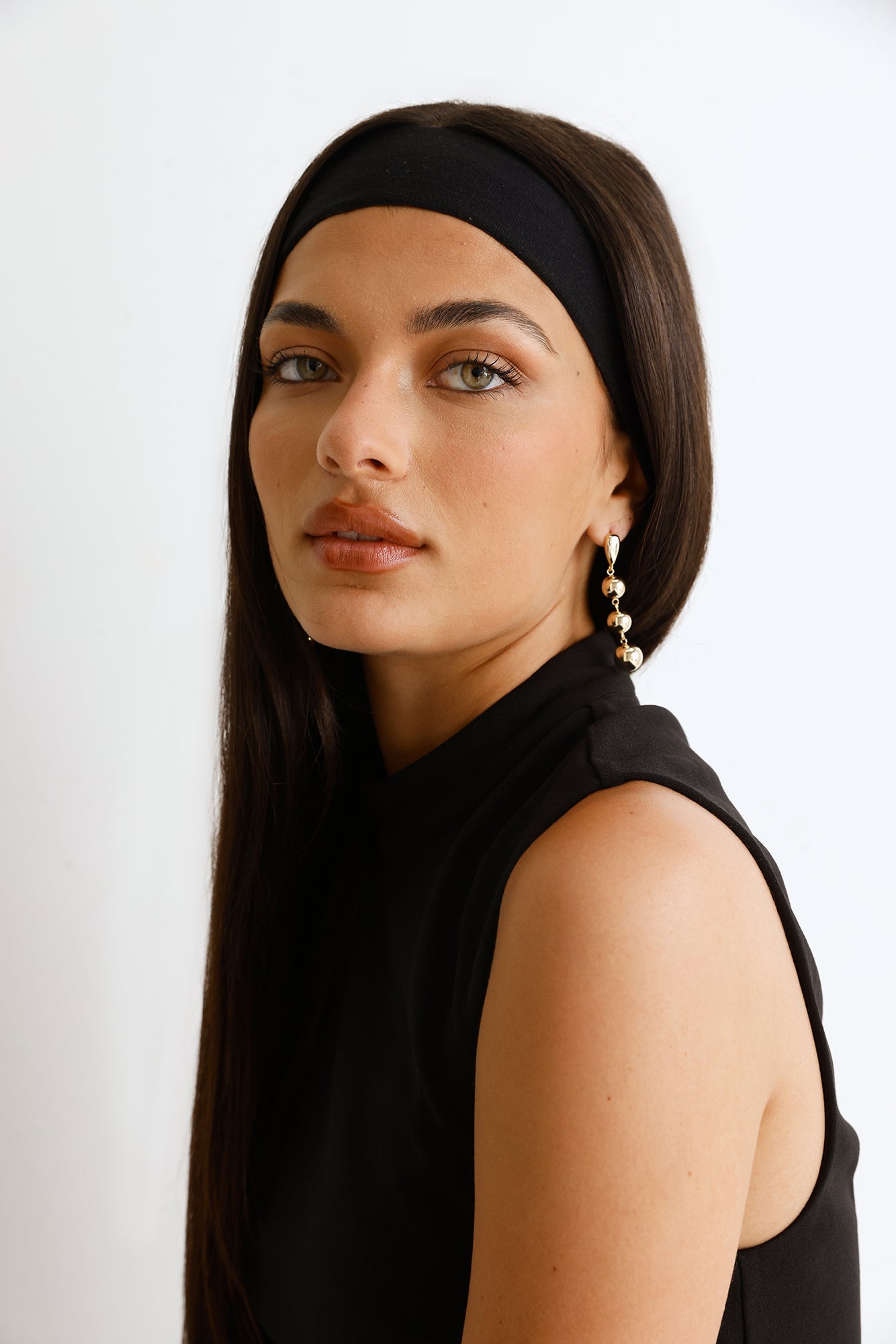 Flirty Fun Earrings Gold