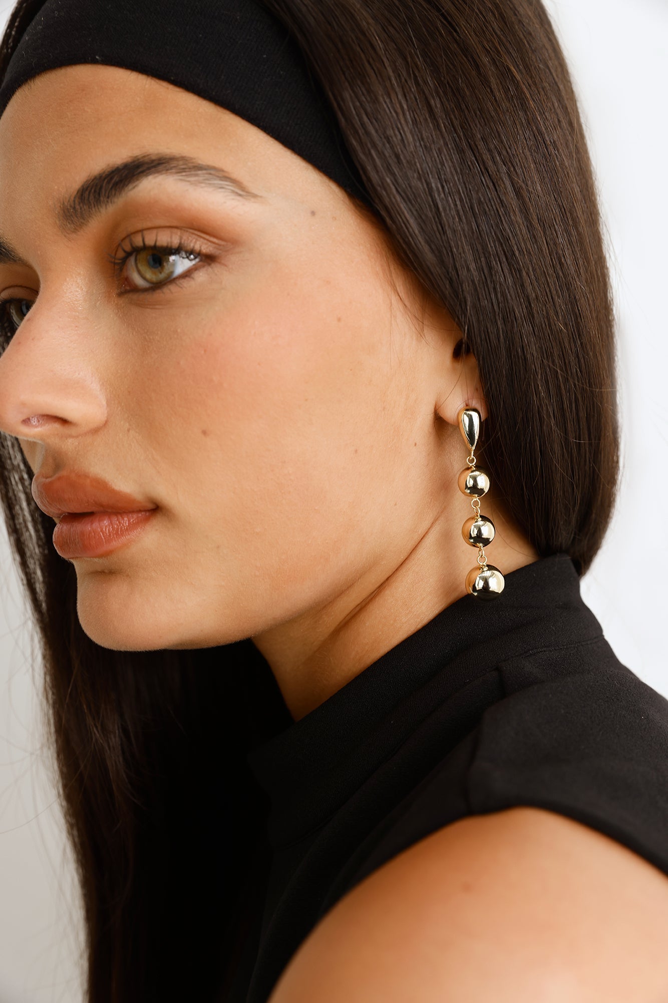 Flirty Fun Earrings Gold