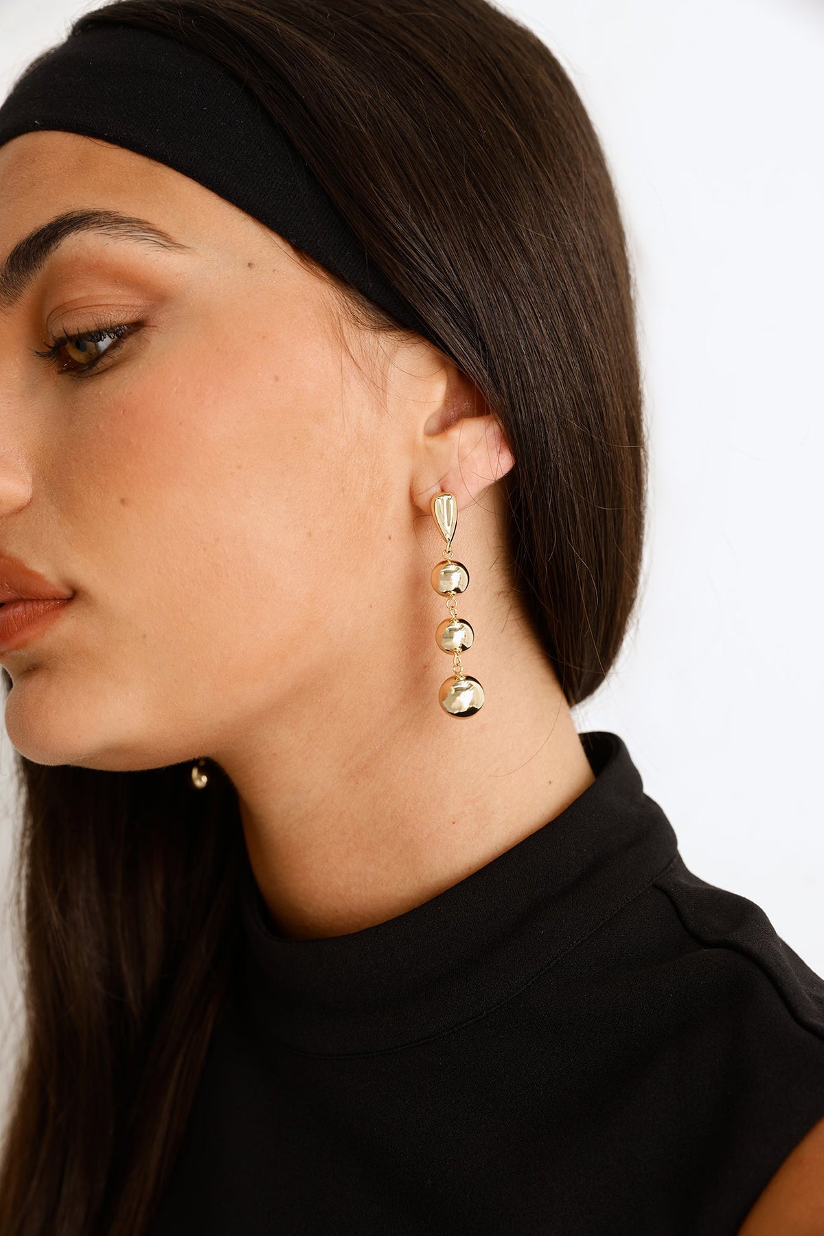 Flirty Fun Earrings Gold