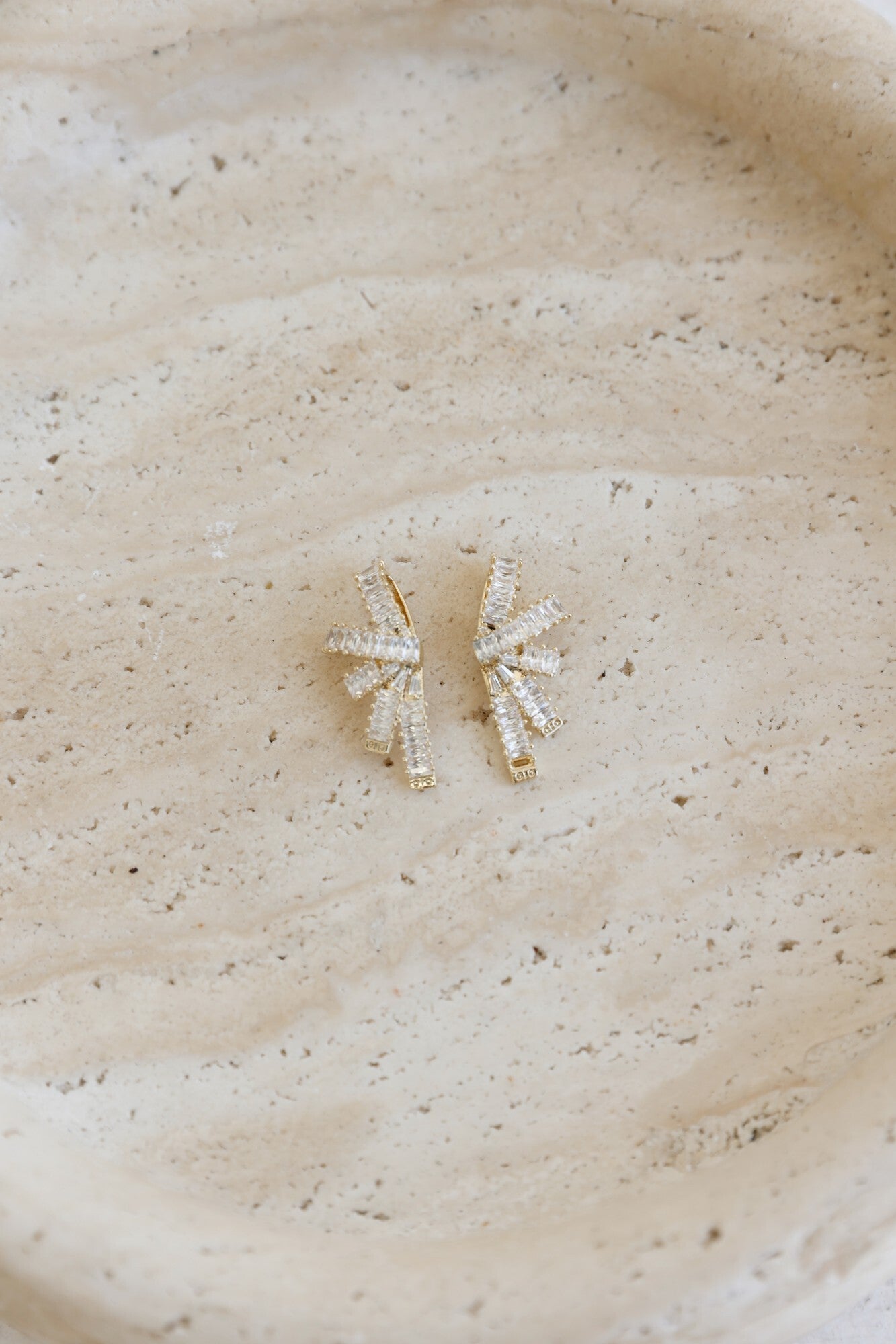 Delara Earrings Gold