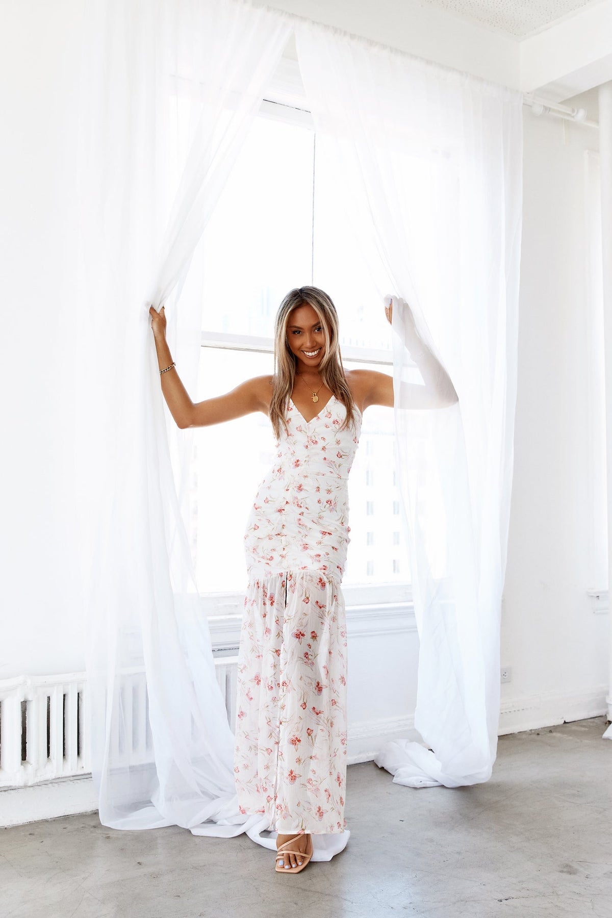 HELLO MOLLY Antalia Maxi Dress Pink