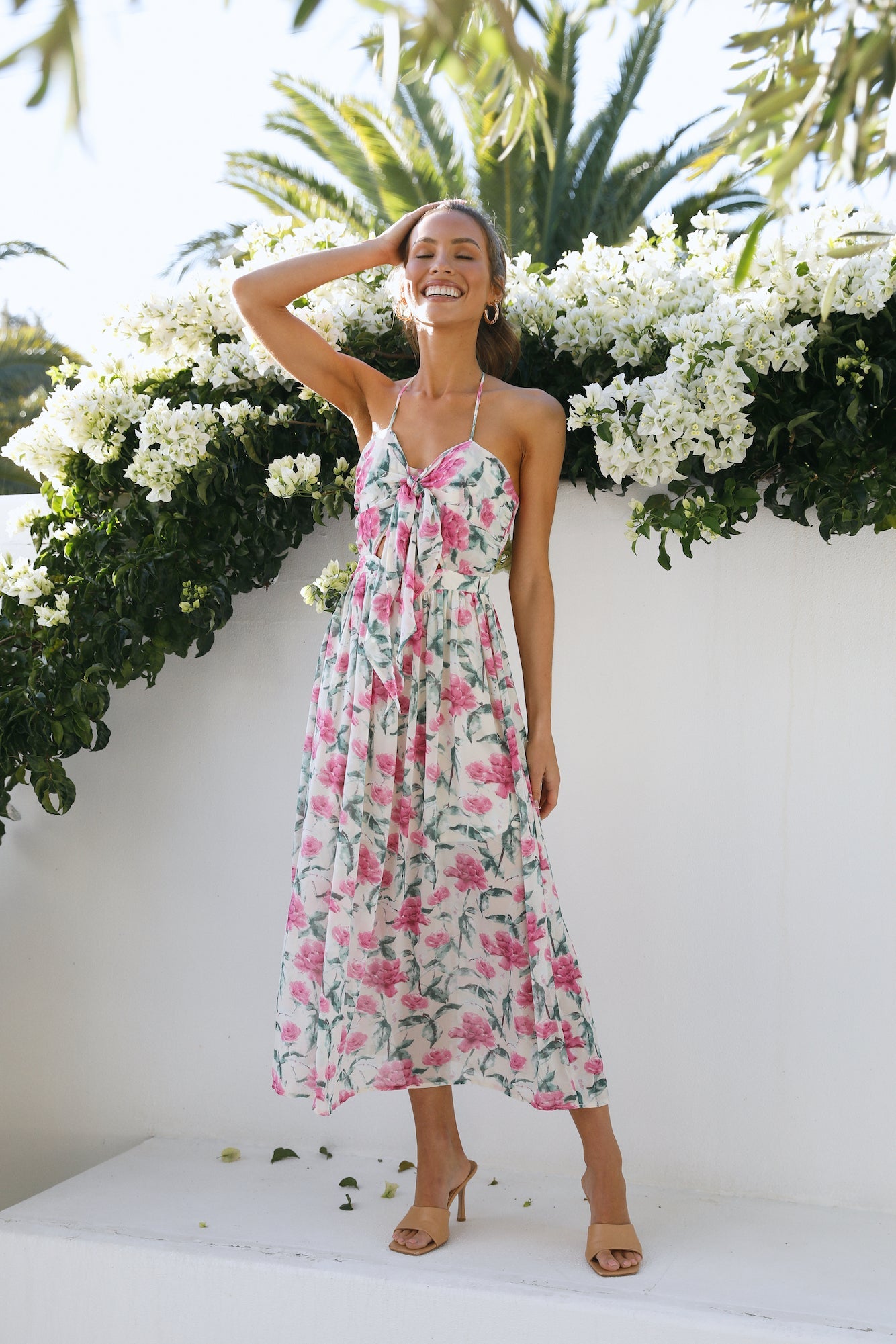 Feel The Tune Maxi Dress Beige