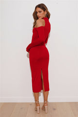 Late But Fashionable Midi Dress Wine