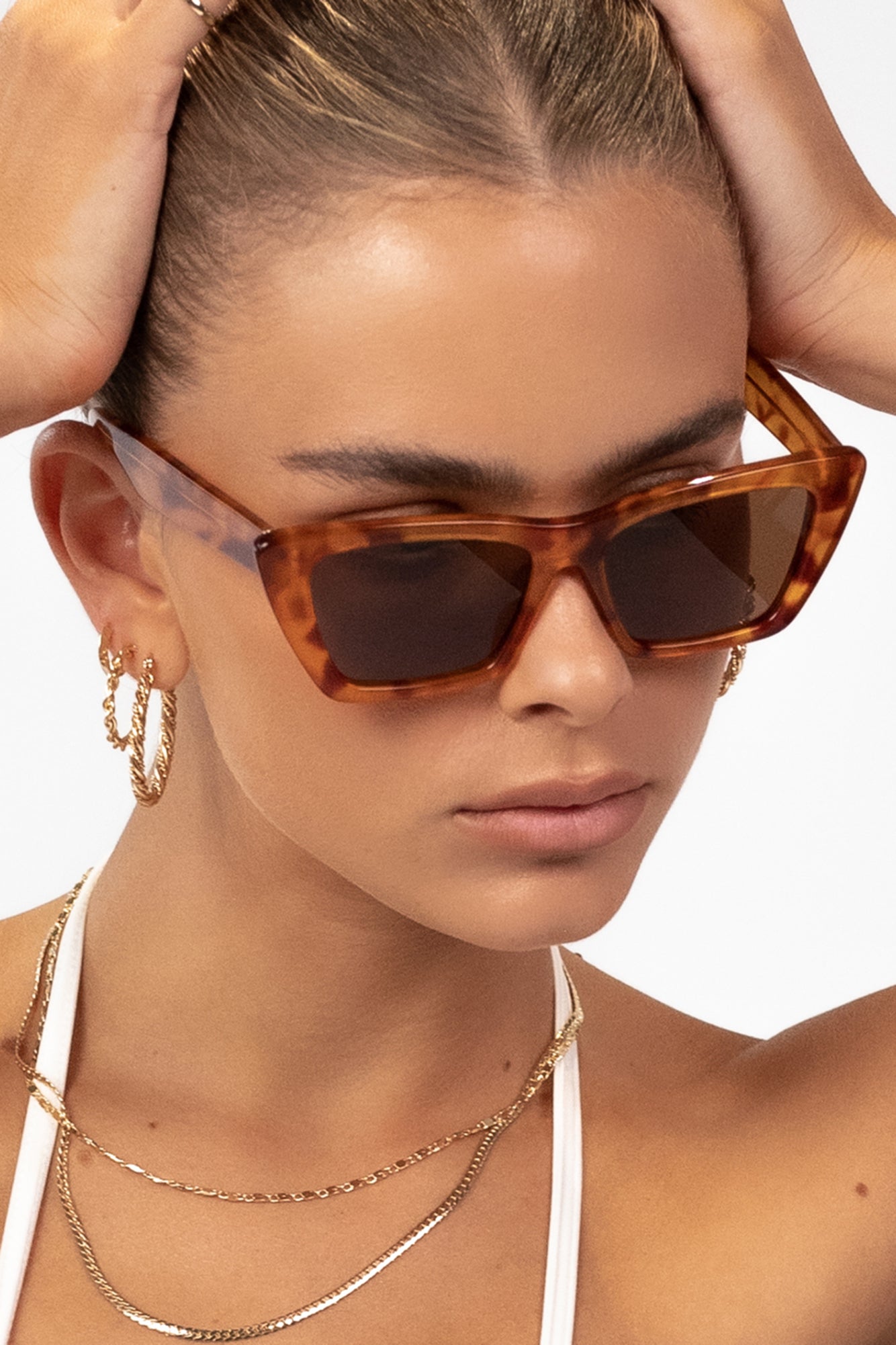BANBE The Gisele Sunglasses Maple Tort