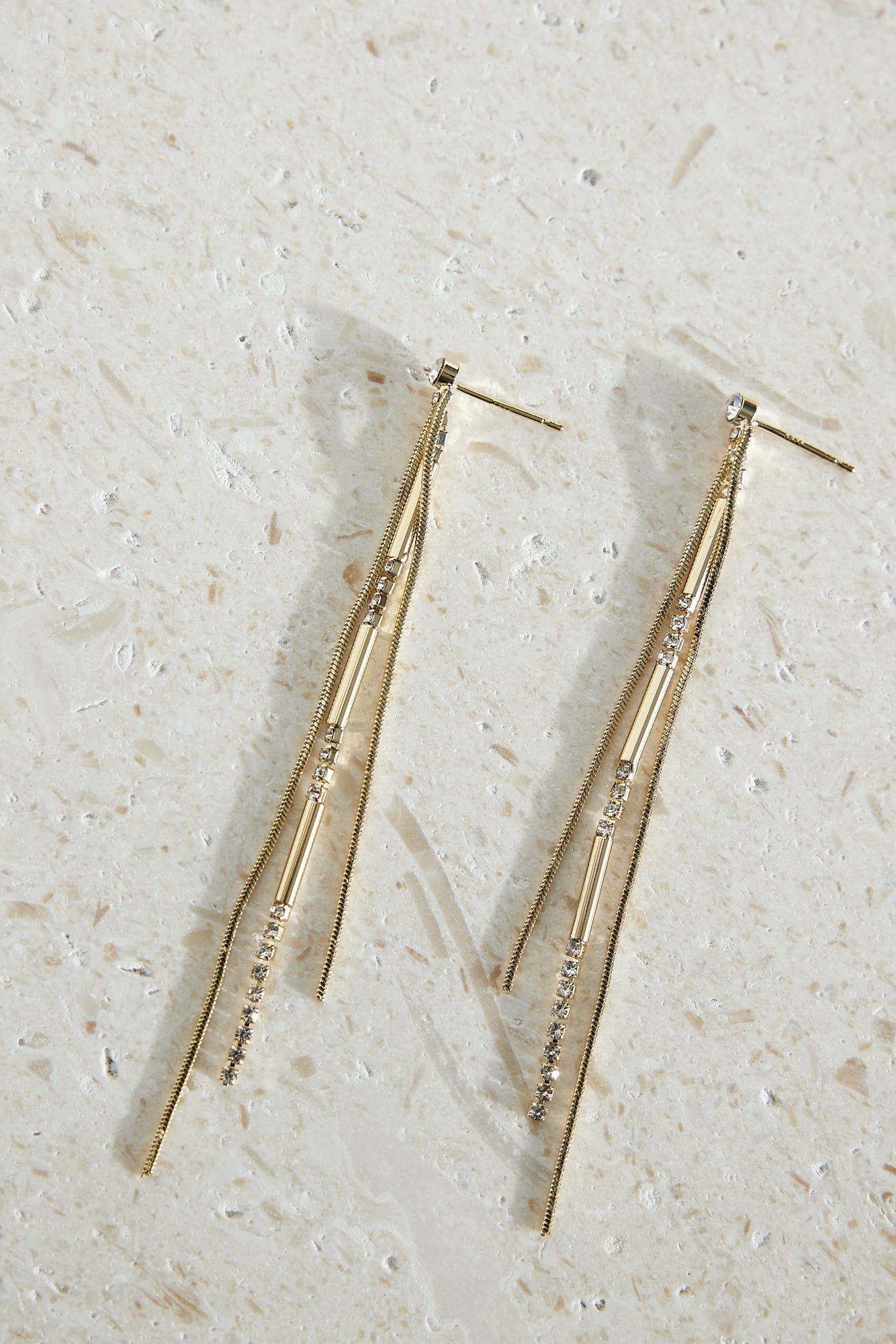 Classy Chic Earrings Gold
