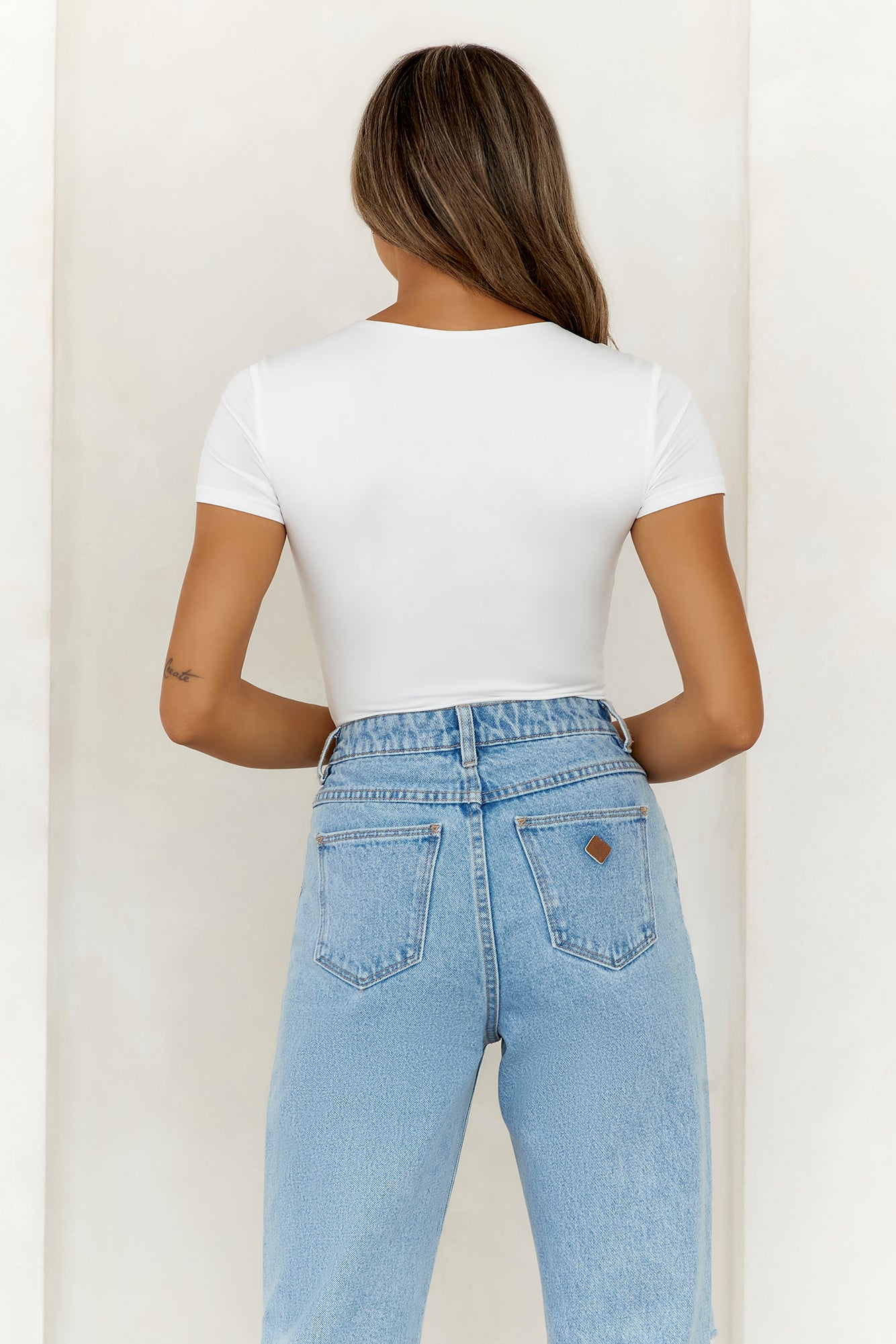 HELLO MOLLY BASE Core Contour Bodysuit White