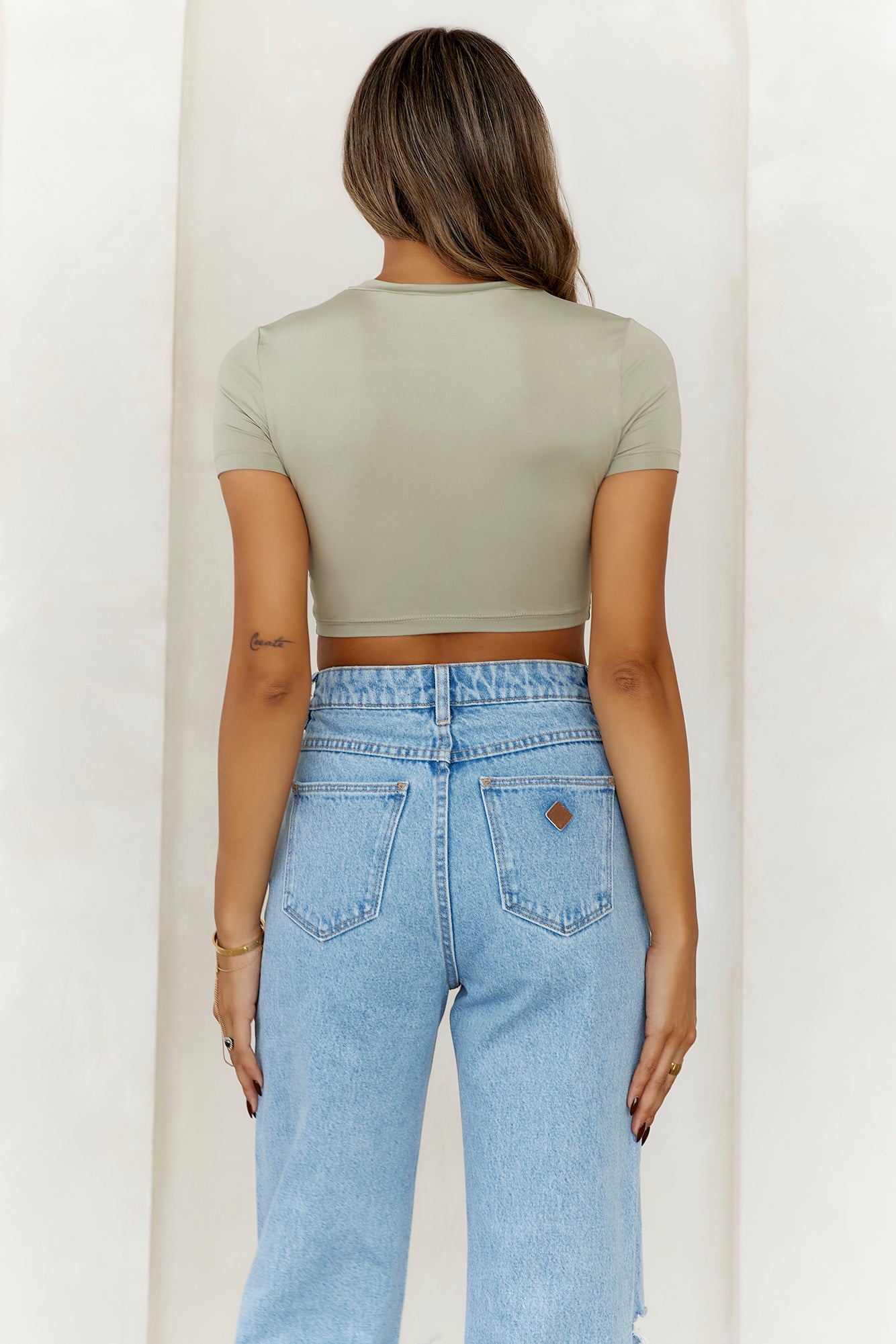 HELLO MOLLY BASE The Baby Tee Crop Top Sage