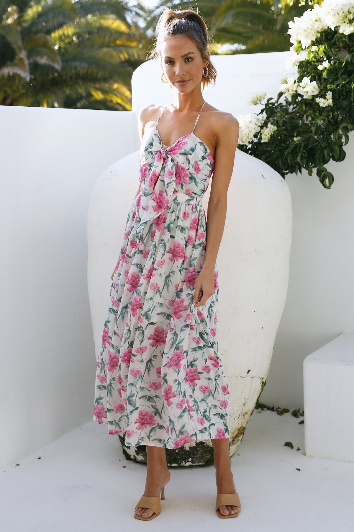 Feel The Tune Maxi Dress Beige