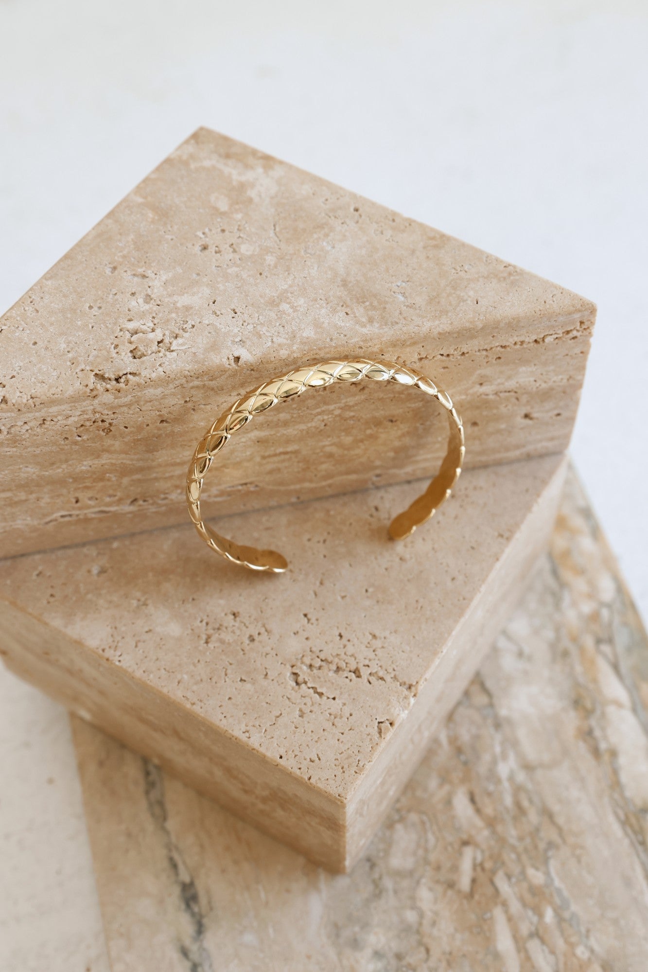 18k Gold Plated Pure Lines Cuff Gold
